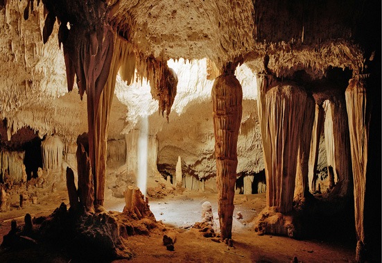 Grotte d'Anjohibe